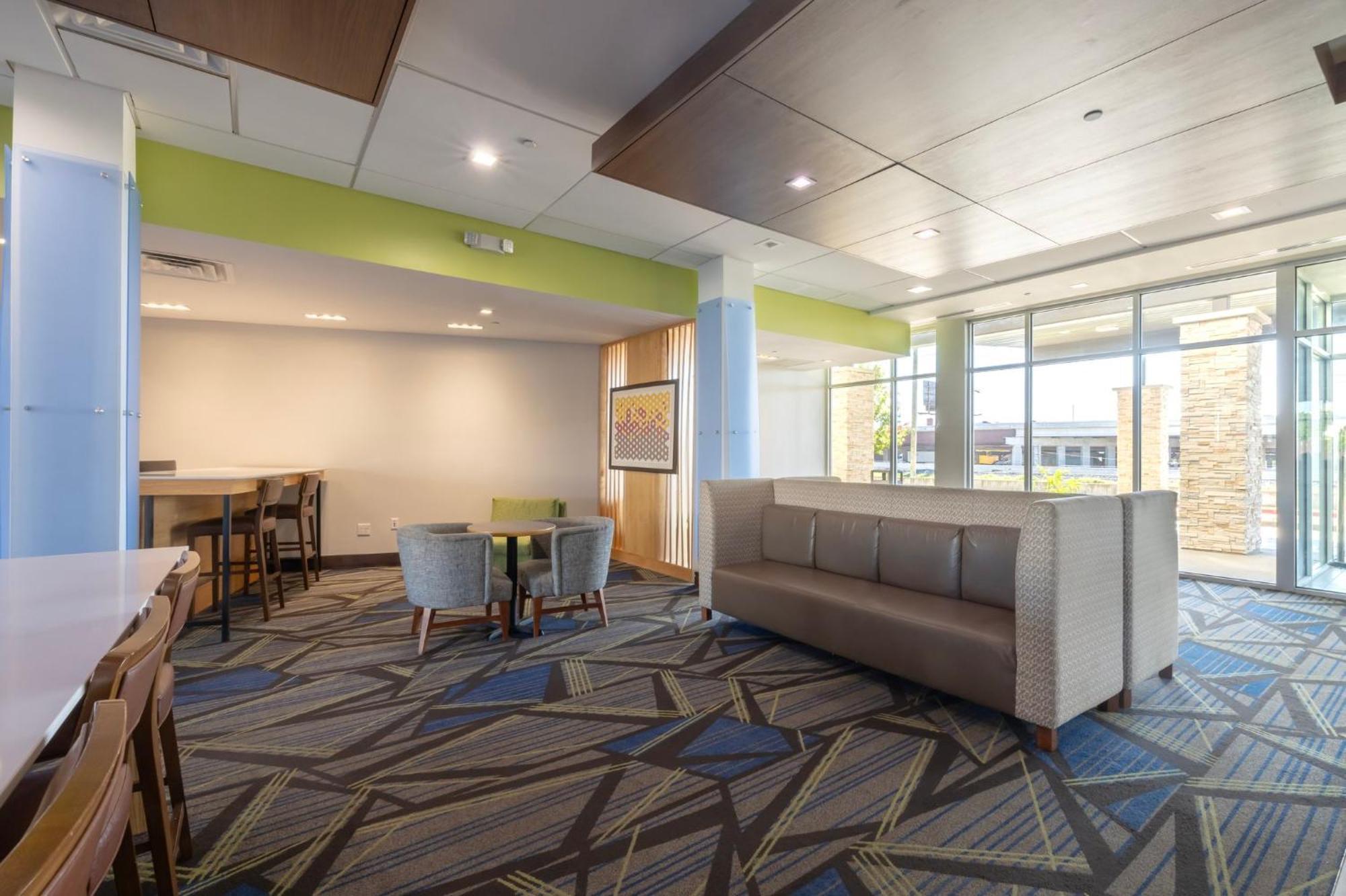 Holiday Inn Express & Suites Dallas Ne Arboretum Garland Buitenkant foto